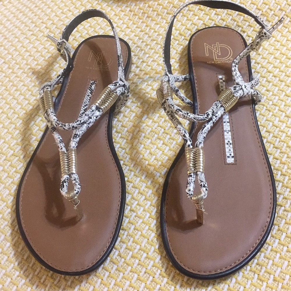 New Directions Ladies Leather Slide on Sandals 🔥